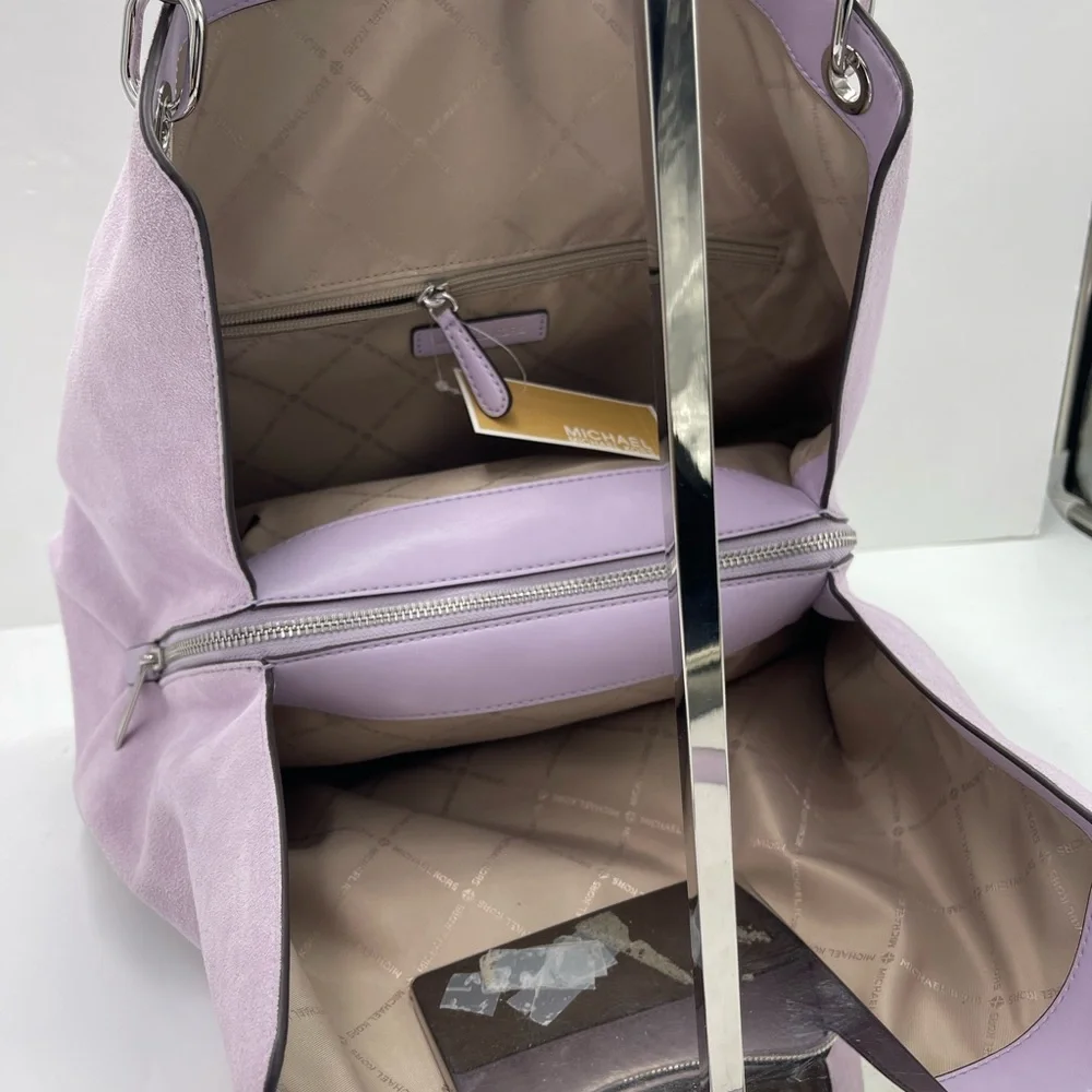 MICHAEL KORS Christina Lg Suede Triple Gasset Shoulder Tote Bg
Light Quartz 
NWT - Picture 16 of 16